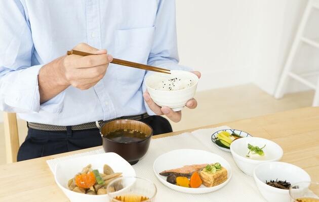 日常健康飲食中，葷素食如何搭配？